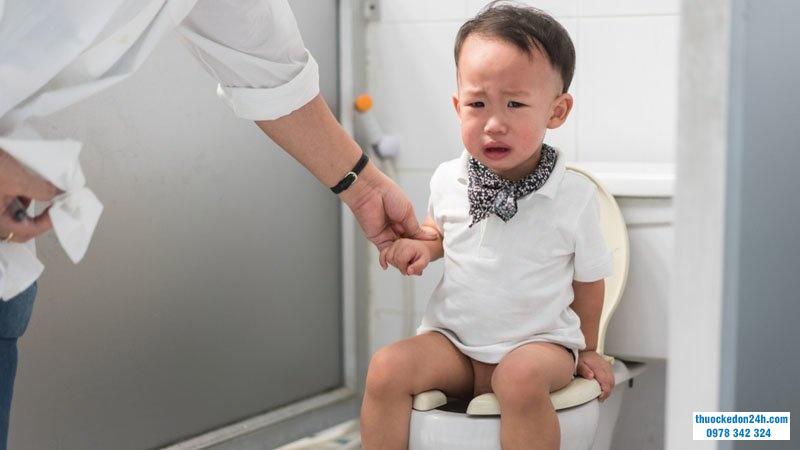 Làm thế nào để làm dịu cơn đau dạ dày của bé?